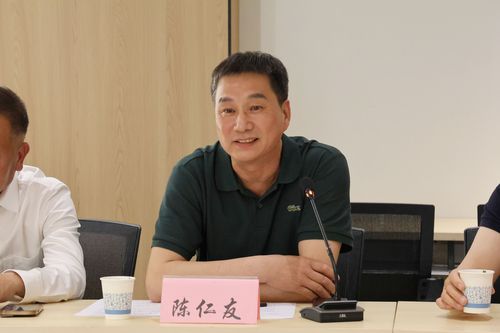 陈仁友.jpg